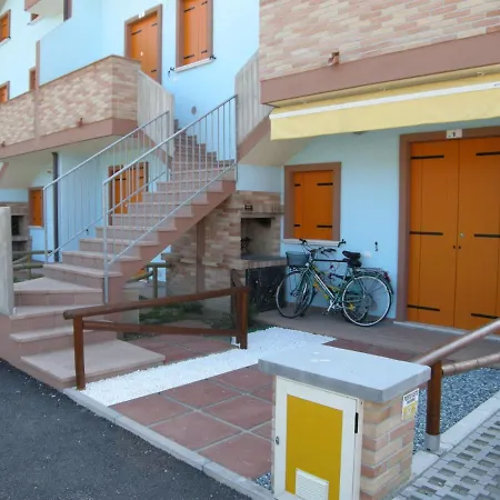 Appartement Homely Flat In A With Pool In Rosolina *