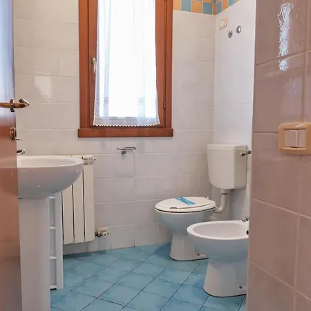 Homely Flat With Pool-beahost Rosapineta