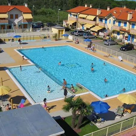 Homely Flat With Pool-beahost Rosapineta