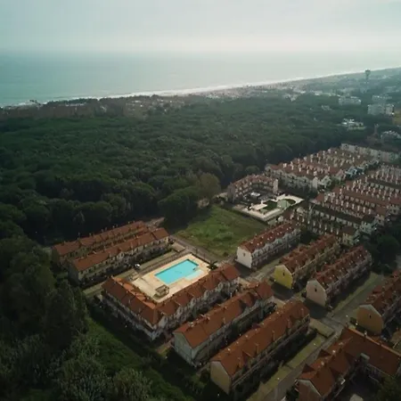 Homely Flat With Pool-beahost