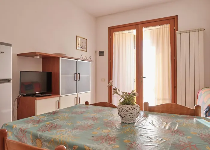 Homely Flat With Pool-beahost * 洛萨皮内塔